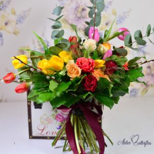 Buchete si aranjamente florale online cu livrare in aceeasi zi in Bucuresti si Ilfov.